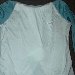 Columbia Aqua Long Sleeve Shirt